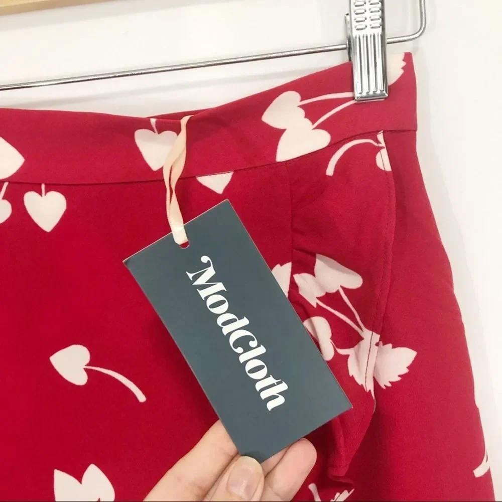 Modcloth Ruffled A-Line Womens Skirt It's a Wrap Cherry Print Size 2 / XS